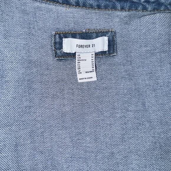 Forever 21 Women’s Medium Blue Denim Button Up Shirt Long Sleeve Distressed Y2K - Picture 5 of 7